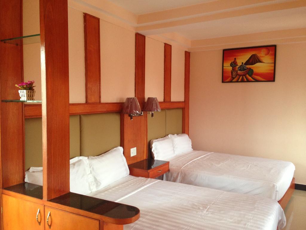 China Town Hotel Кей-Колкер Экстерьер фото
