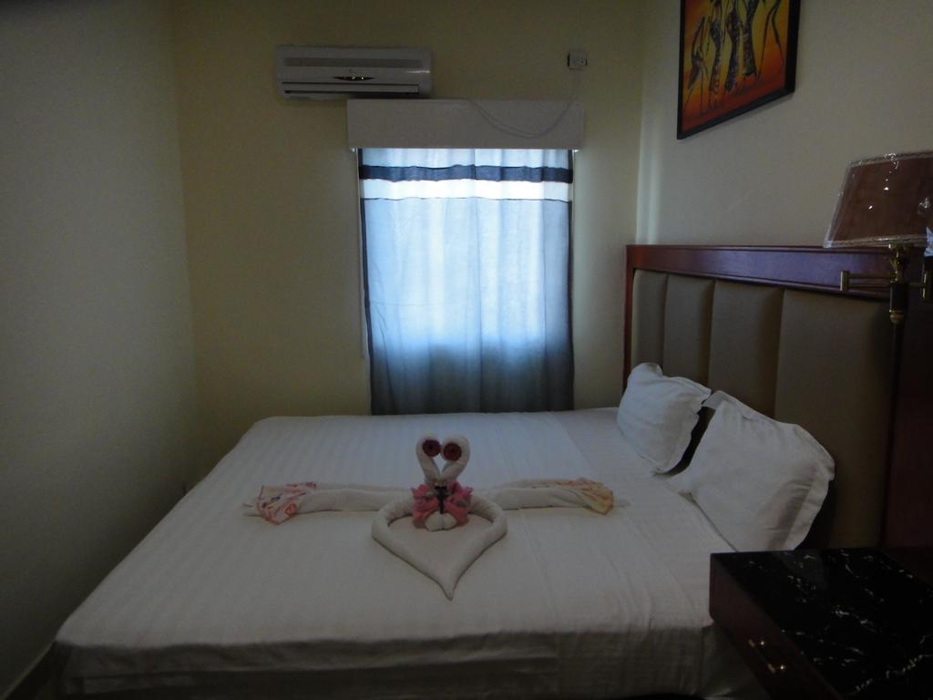 China Town Hotel Кей-Колкер Экстерьер фото
